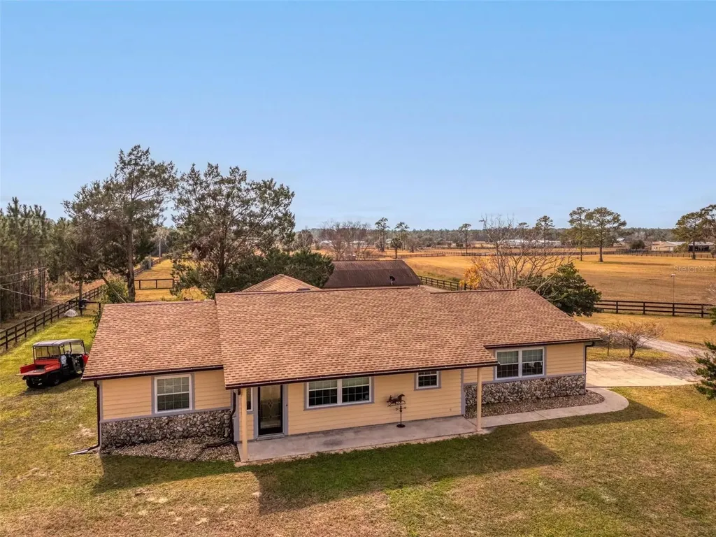 1327 W State Road 40 Pierson FL 32180