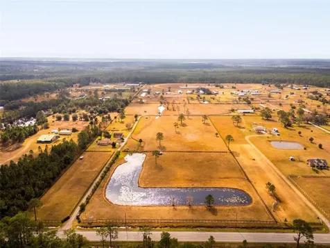 1327 W State Road 40 Pierson FL 32180
