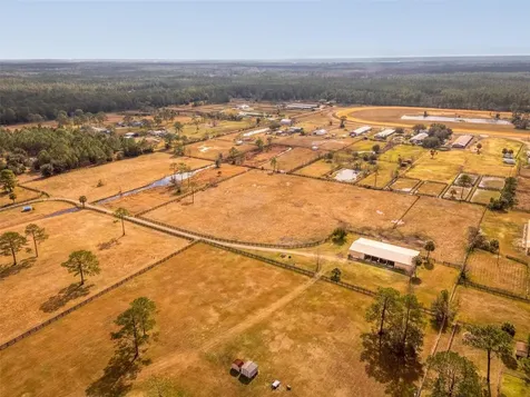 1327 W State Road 40 Pierson FL 32180