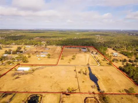 1327 W State Road 40 Pierson FL 32180