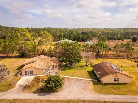 1327 W State Road 40 Pierson FL 32180