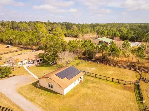 1327 W State Road 40 Pierson FL 32180
