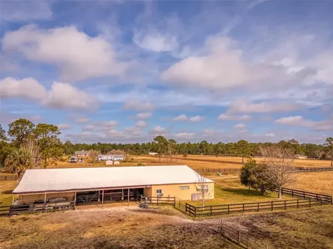 1327 W State Road 40 Pierson FL 32180