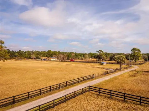 1327 W State Road 40 Pierson FL 32180