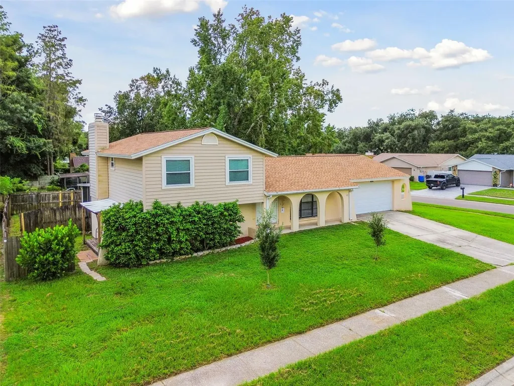 4114 Sand Lake Court Tampa FL 33624