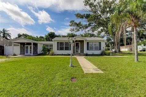 2122 52nd Avenue N St Petersburg FL 33714