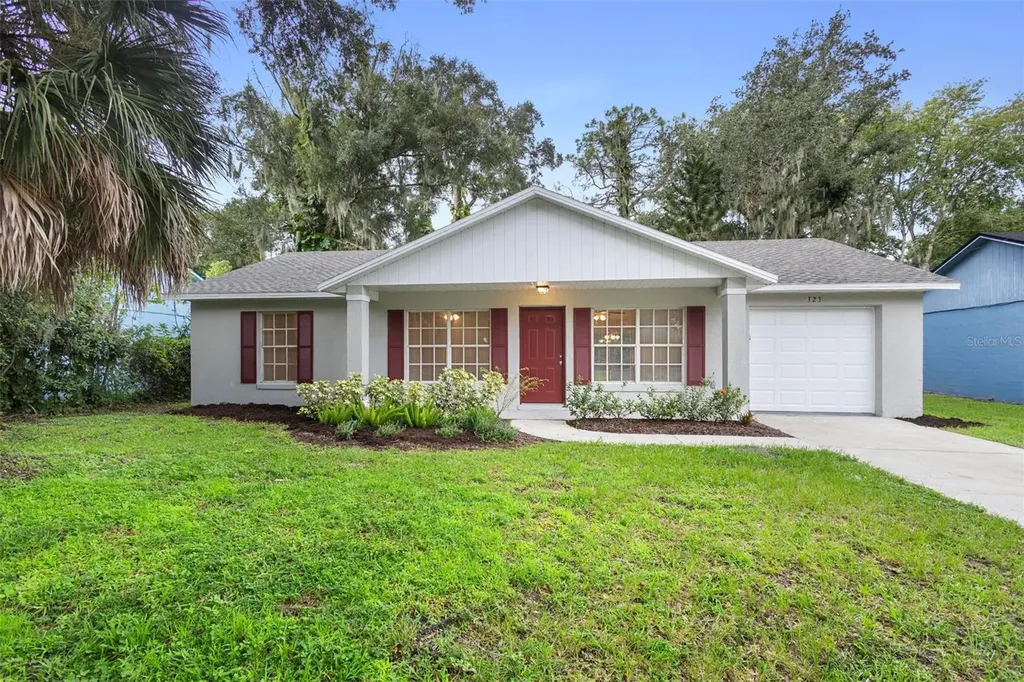 323 San Lanta Circle Sanford FL 32771