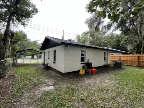 508 SE 15th Street Gainesville FL 32641