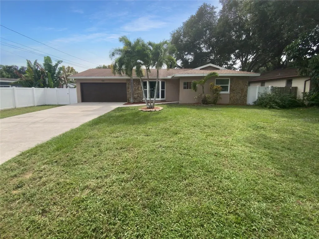 566 Northwest Boulevard N St Petersburg FL 33702