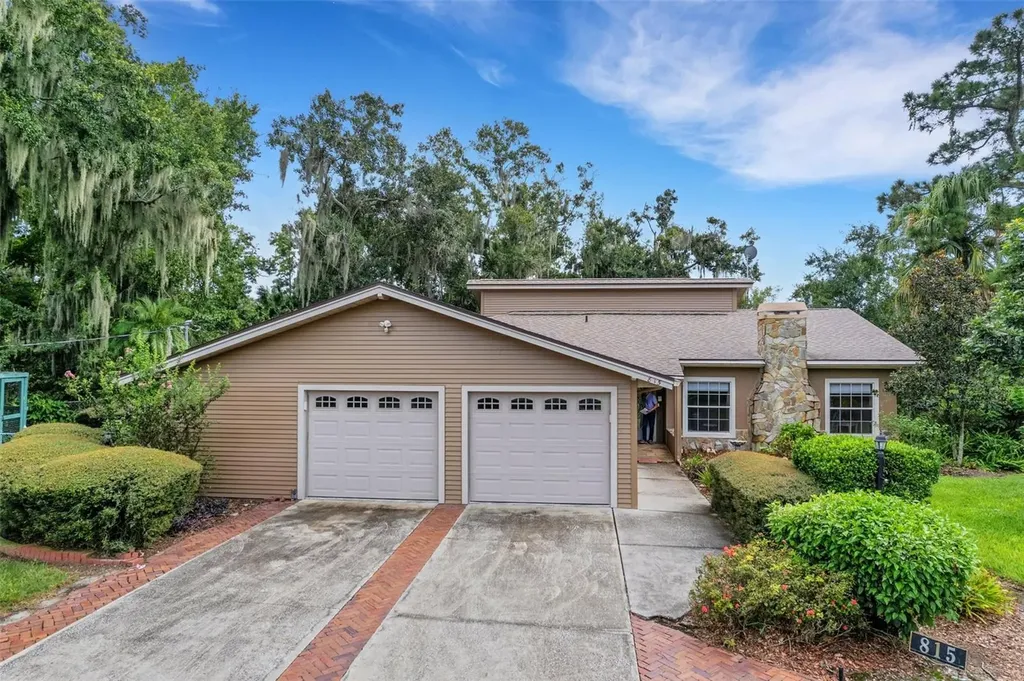 815 Lake Cove Point Lakeland FL 33813