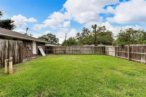 802 W Pinedale Drive Plant City FL 33563