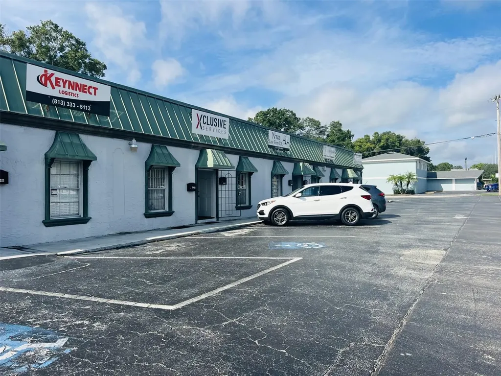 1950 W Drive Martin Luther King Jr Boulevard Tampa FL 33607