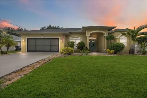 2981 Cincinnati Street North Port FL 34286