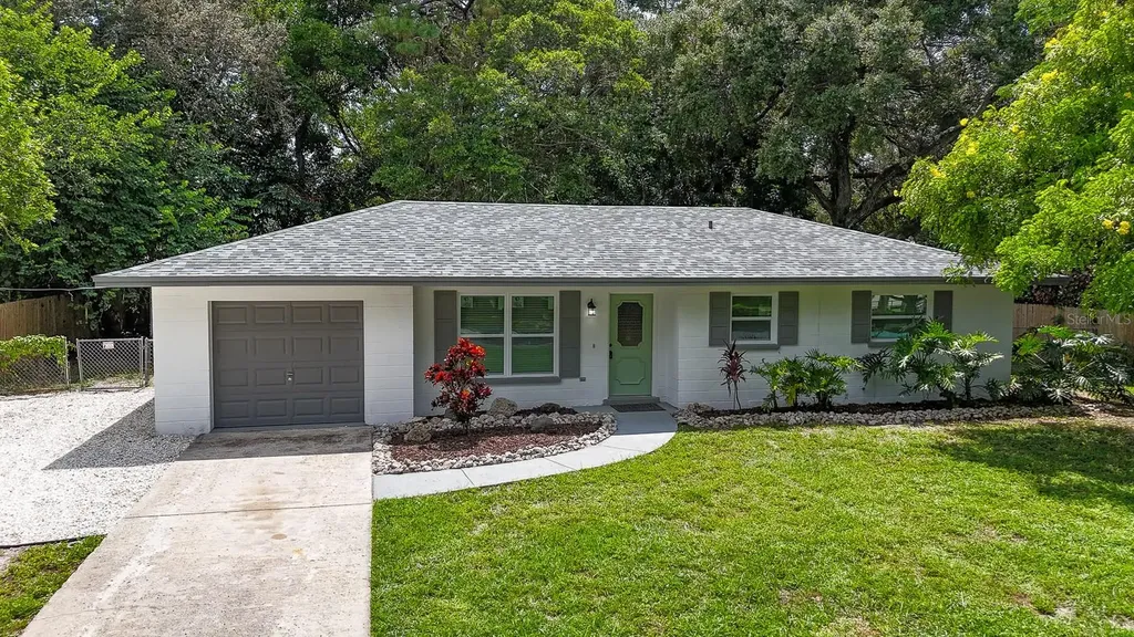 4107 11th Avenue W Bradenton FL 34205