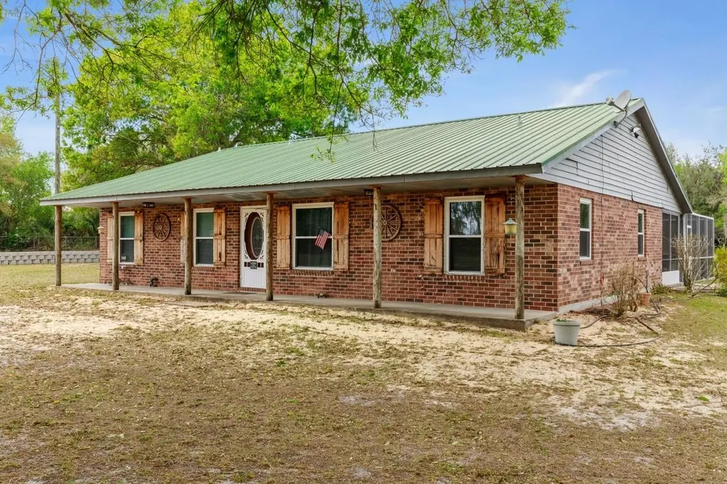 5008 Fairmont Road Lake Wales FL 33898