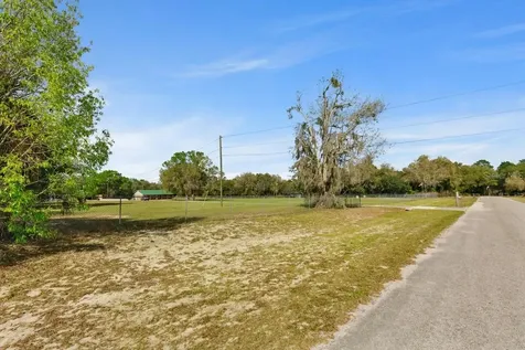 5008 Fairmont Road Lake Wales FL 33898
