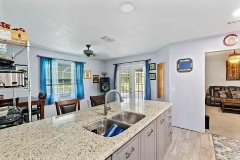 5008 Fairmont Road Lake Wales FL 33898