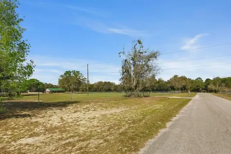 5008 Fairmont Road Lake Wales FL 33898