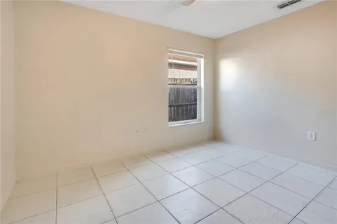 1126 Fremont Park Avenue Orlando FL 32808