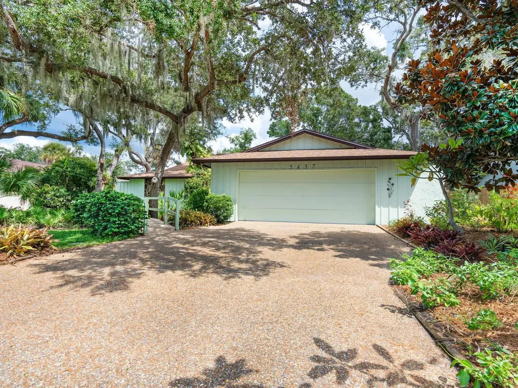 5437 Creeping Hammock Drive Sarasota FL 34231