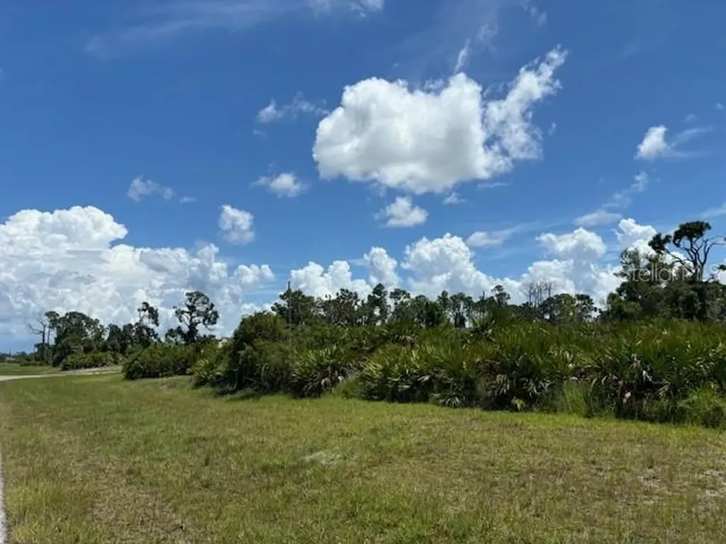 26 Brig Circle N Placida FL 33946