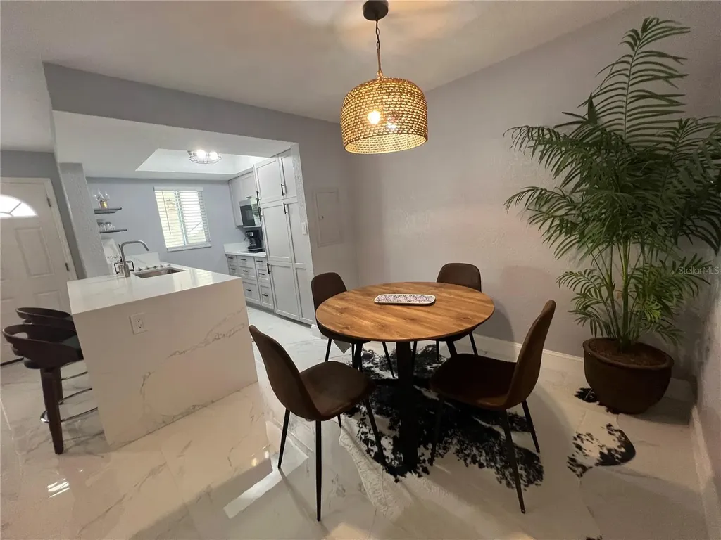 2704 2nd Street Indian Rocks Beach FL 33785