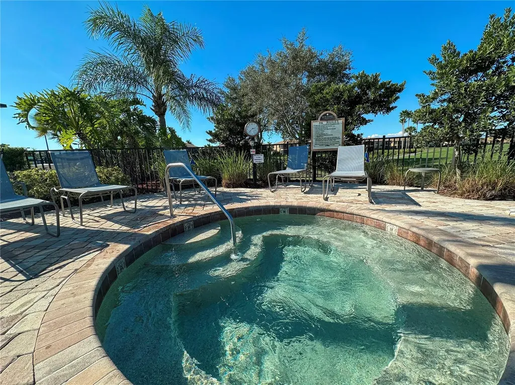 7114 Quiet Creek Drive Bradenton FL 34212