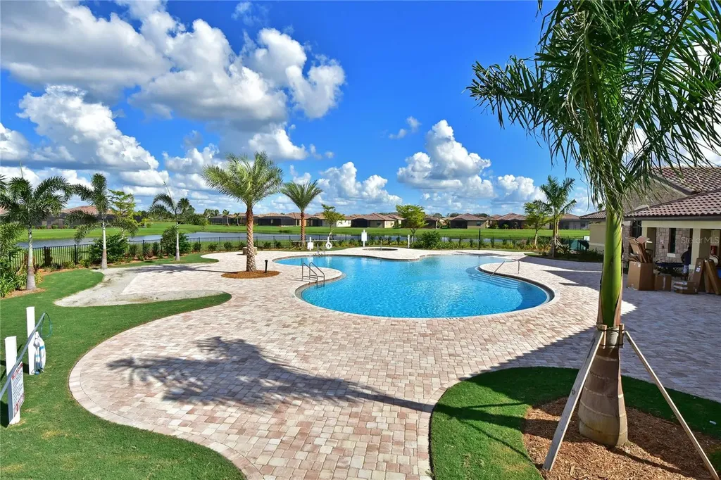 7114 Quiet Creek Drive Bradenton FL 34212