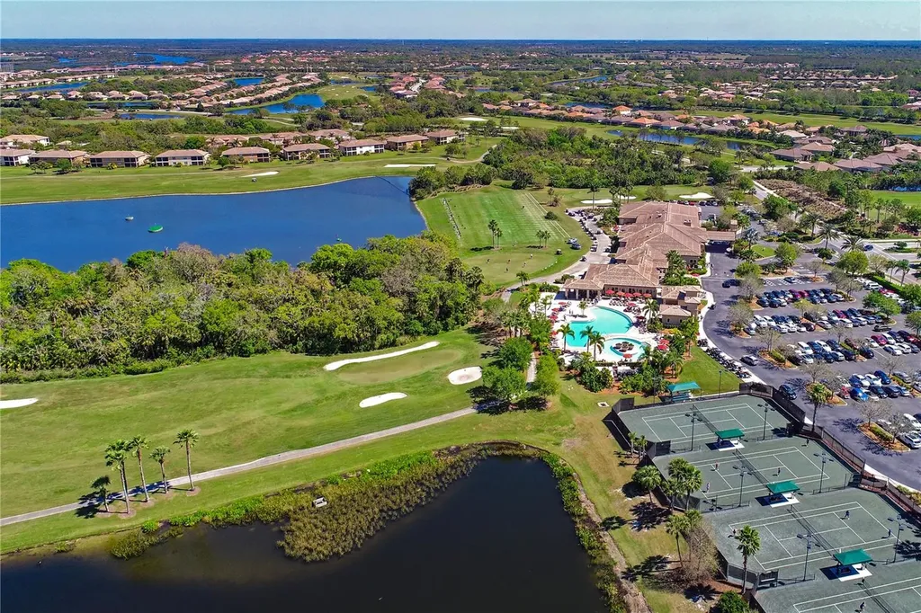 7114 Quiet Creek Drive Bradenton FL 34212