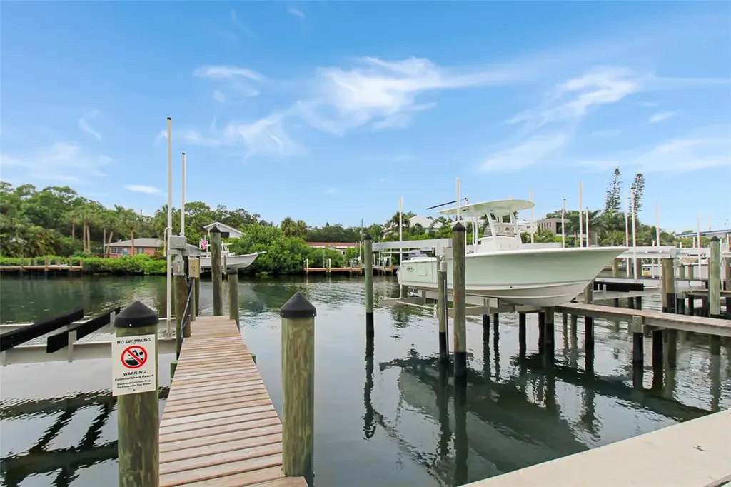 1703 N Tamiami Trail Sarasota FL 34234