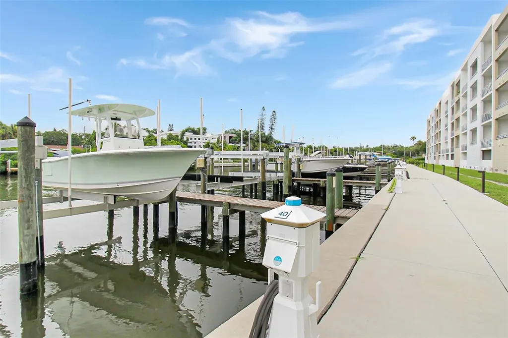 1703 N Tamiami Trail Sarasota FL 34234