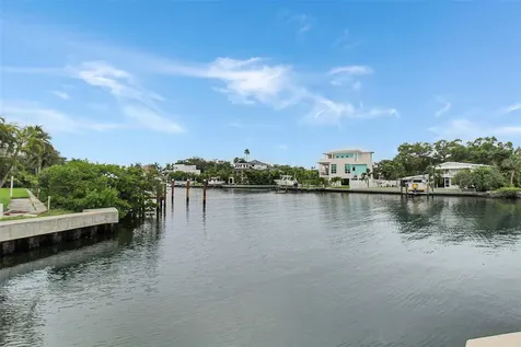 1703 N Tamiami Trail Sarasota FL 34234