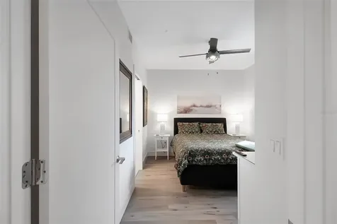 1703 N Tamiami Trail Sarasota FL 34234