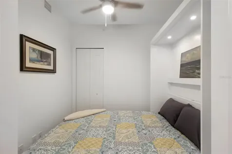 1703 N Tamiami Trail Sarasota FL 34234