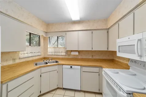 8646 NW 42nd Street Gainesville FL 32653