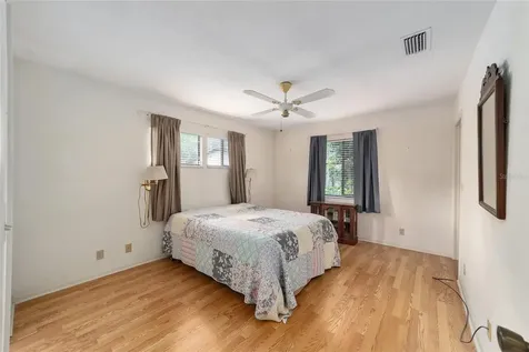 8646 NW 42nd Street Gainesville FL 32653