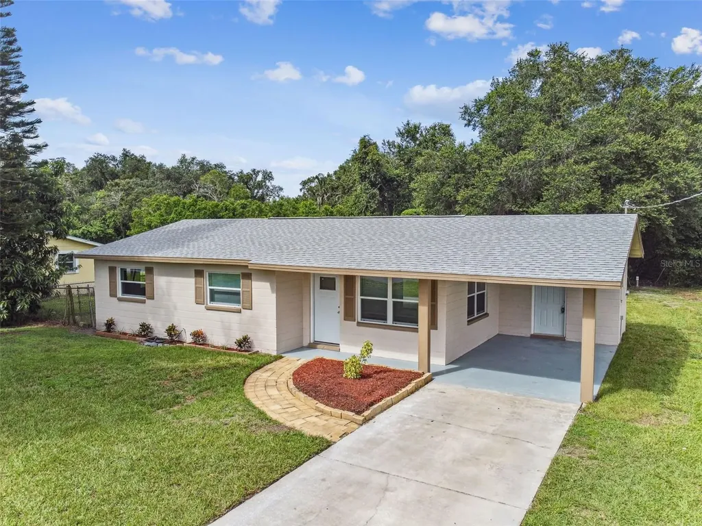 2700 Gordon Street Mulberry FL 33860