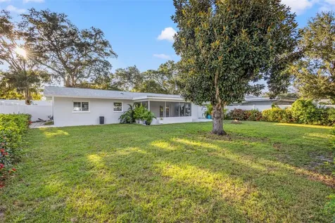 2033 Little Neck Road Clearwater FL 33755