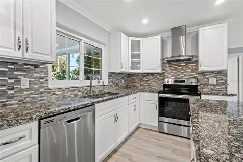 2033 Little Neck Road Clearwater FL 33755