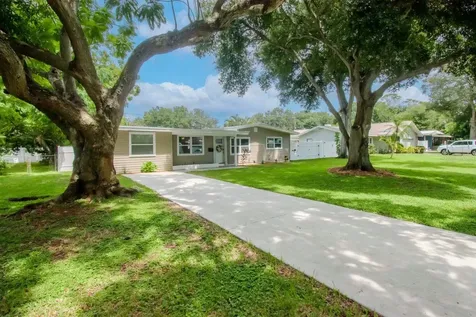 5045 32nd Avenue N St Petersburg FL 33710