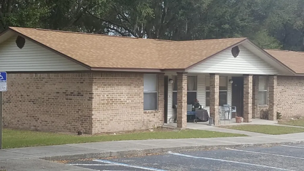 701 S Hendry Fort Meade FL 33841