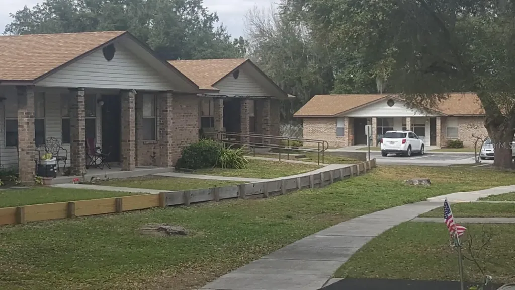 701 S Hendry Fort Meade FL 33841