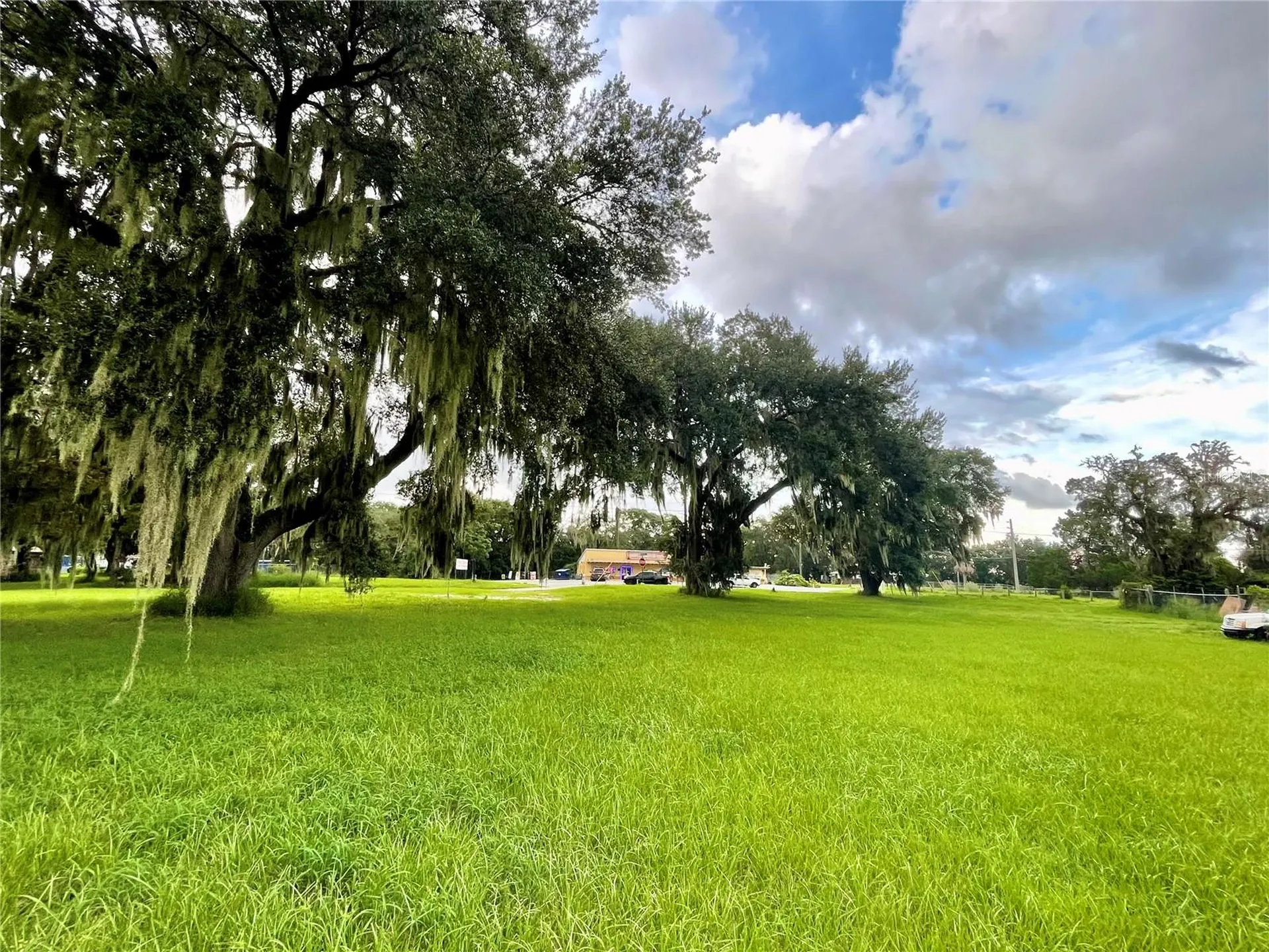 2409 Montclair Road Leesburg FL 34748