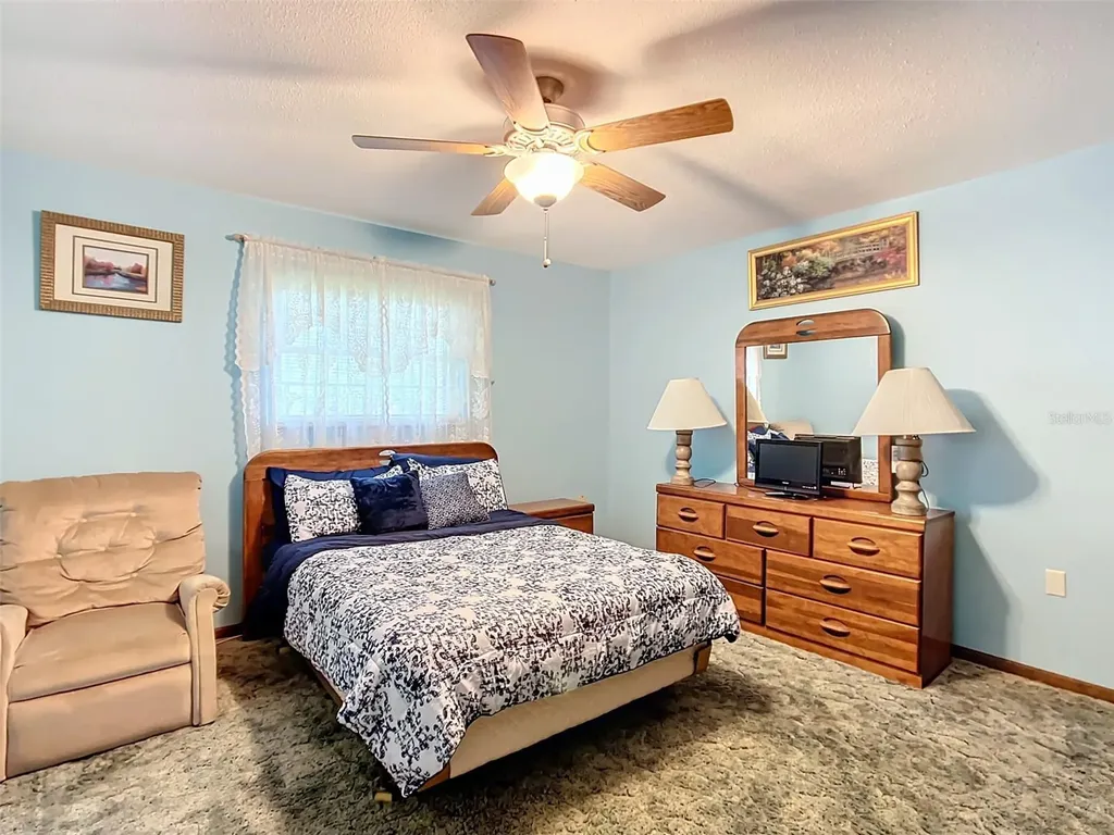 4711 County Road 134 Wildwood FL 34785