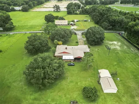 4711 County Road 134 Wildwood FL 34785