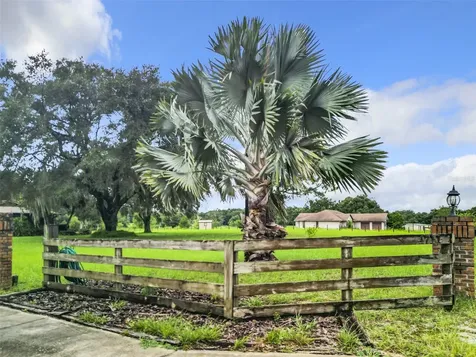 4711 County Road 134 Wildwood FL 34785