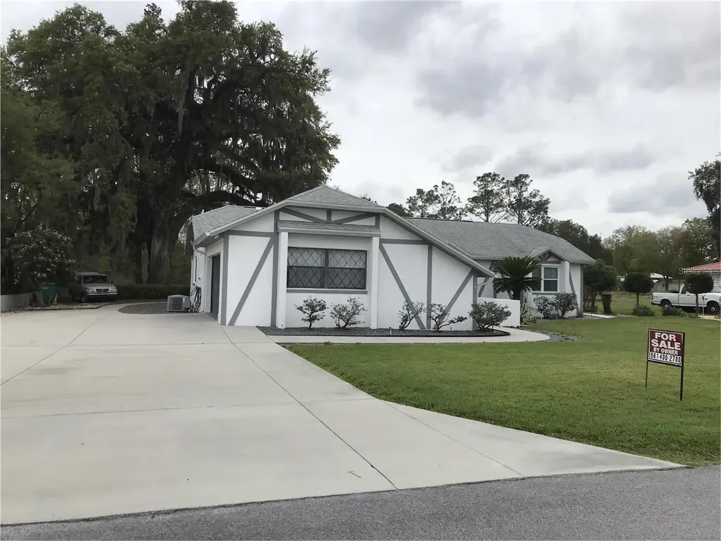 5087 County Road 114 Wildwood FL 34785