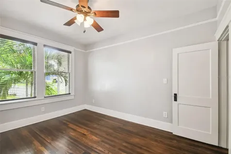 502 E Hugh Street Tampa FL 33603