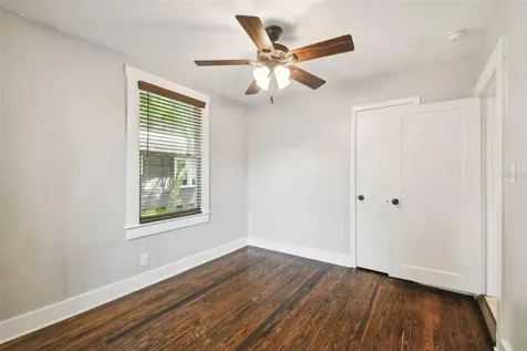 502 E Hugh Street Tampa FL 33603