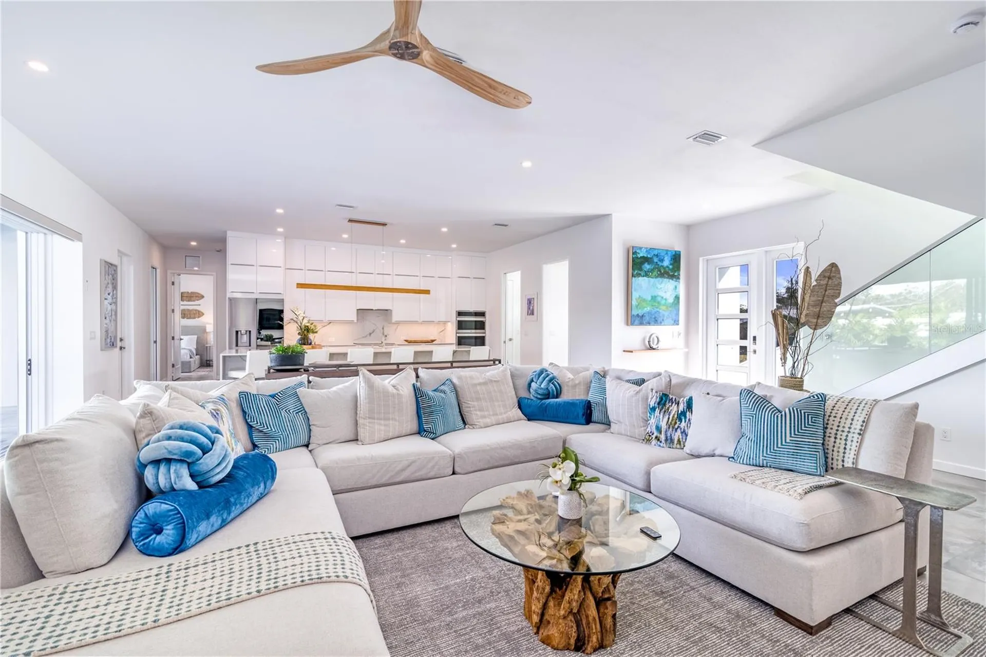 2585 Clematis Street Sarasota FL 34239